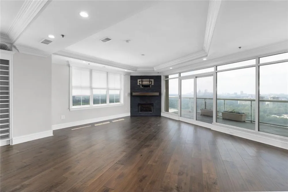 2881 Peachtree Road NE #2103 Atlanta, GA 30305