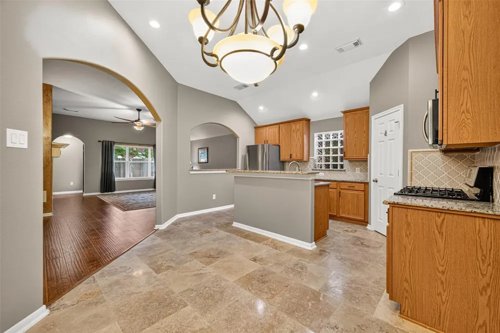 17814 White Tail Court Houston, TX 77084