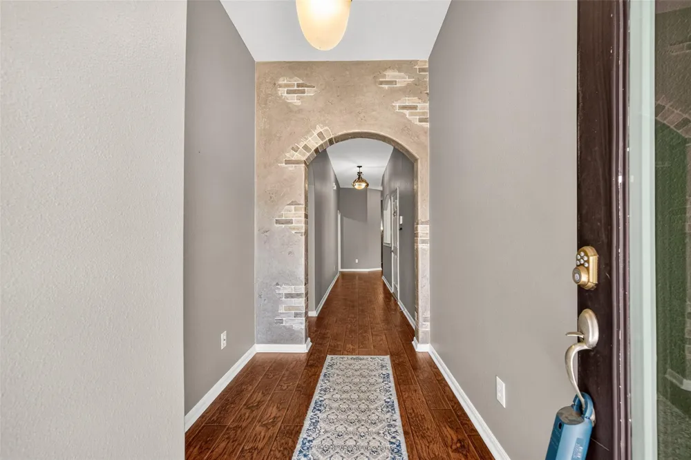 17814 White Tail Court Houston, TX 77084