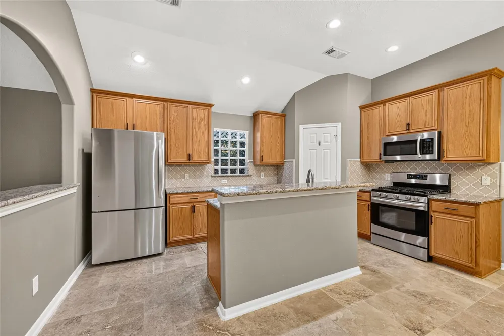 17814 White Tail Court Houston, TX 77084