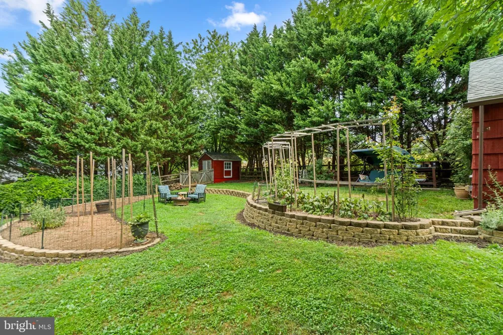 7424 GAITHER ROAD Sykesville, MD 21784