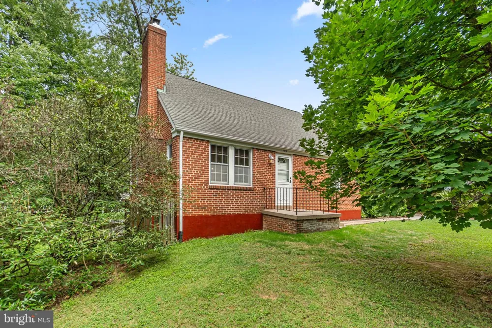 7424 GAITHER ROAD Sykesville, MD 21784