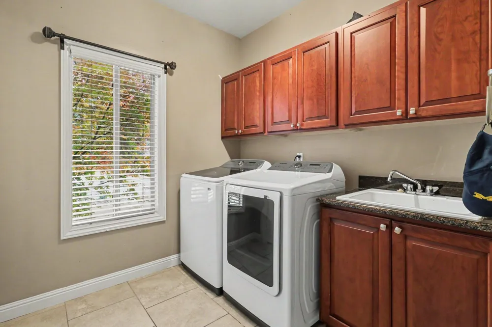 5172 Applewood Lane Monroe, MI 48161