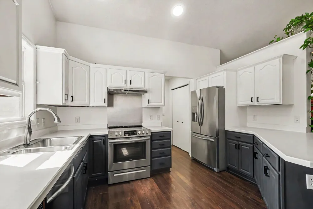 571 Pine Water Way Holland, MI 49424