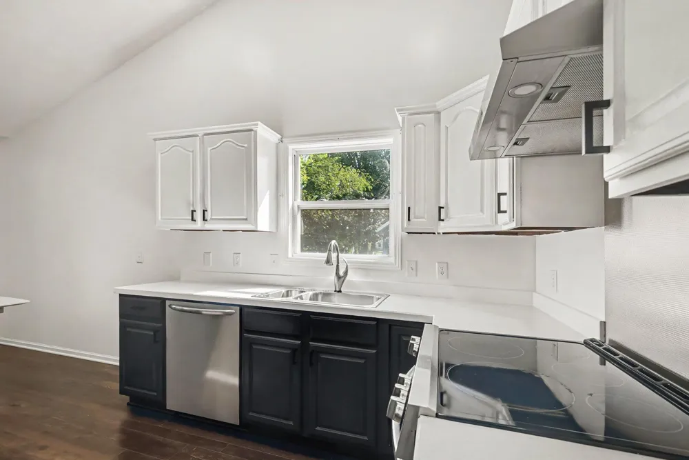 571 Pine Water Way Holland, MI 49424