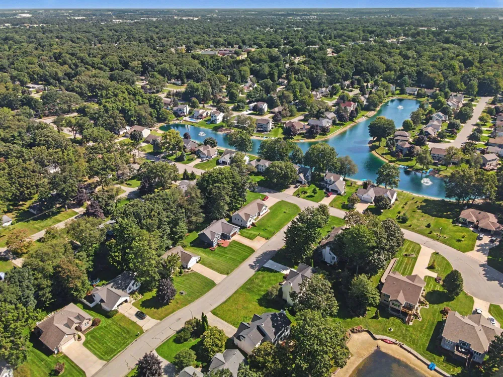 571 Pine Water Way Holland, MI 49424