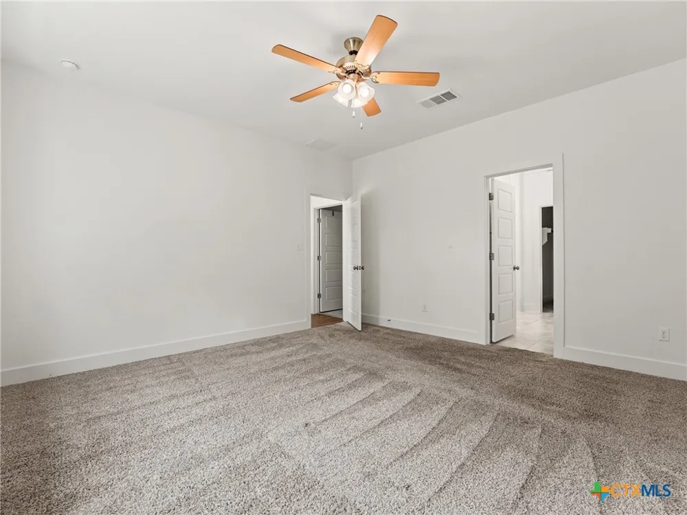 604 Golden Glory Road Leander, TX 78641