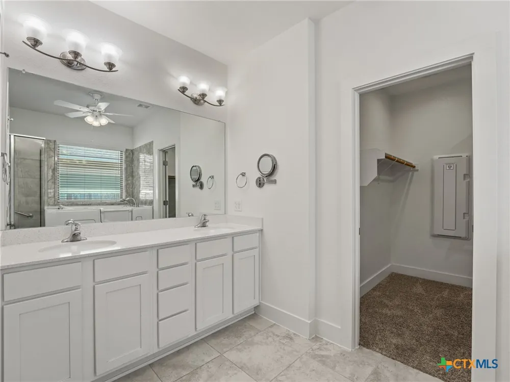 604 Golden Glory Road Leander, TX 78641