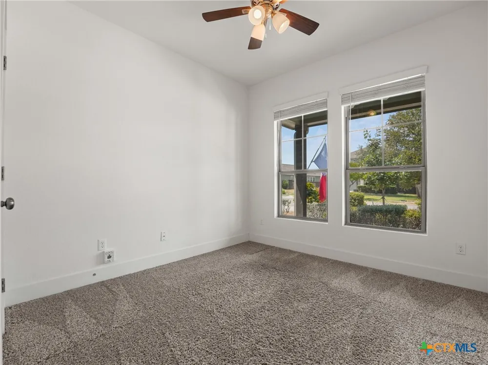 604 Golden Glory Road Leander, TX 78641