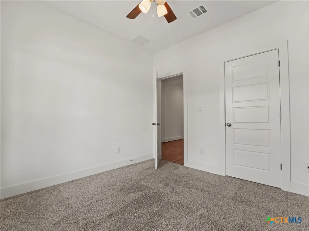 604 Golden Glory Road Leander, TX 78641