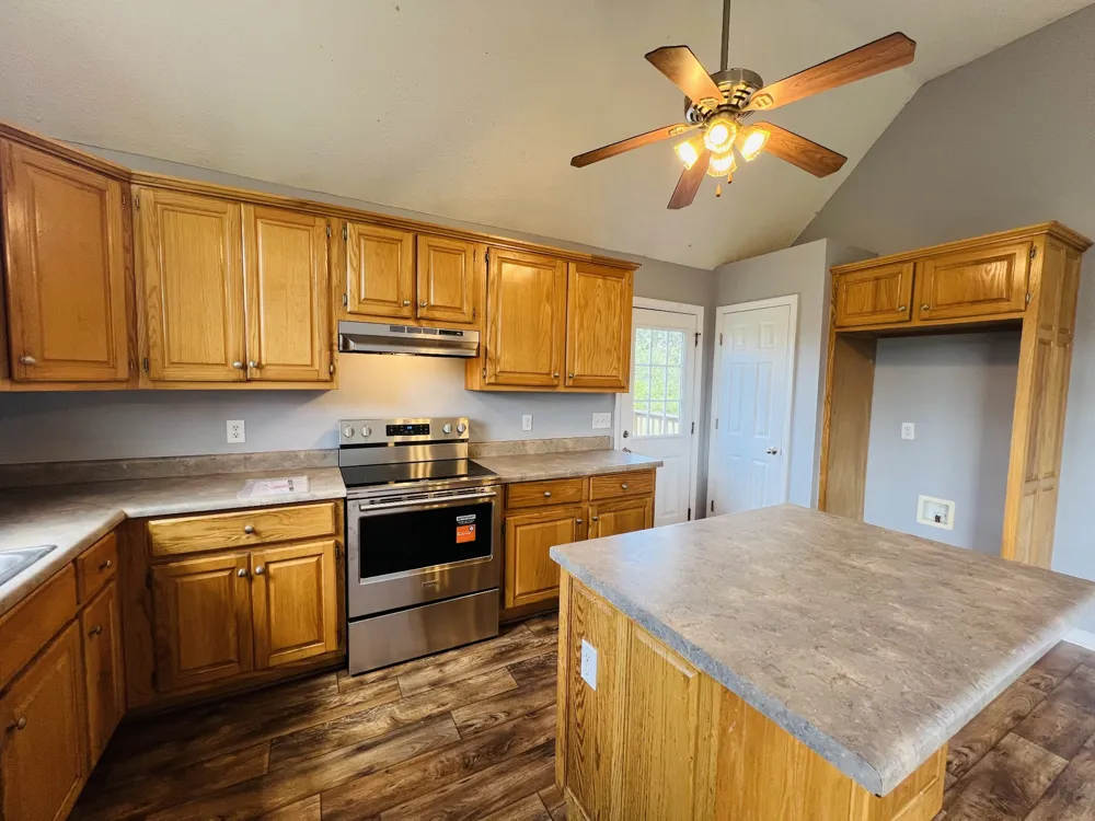 33 Long Meadow Dr Fayetteville, TN 37334