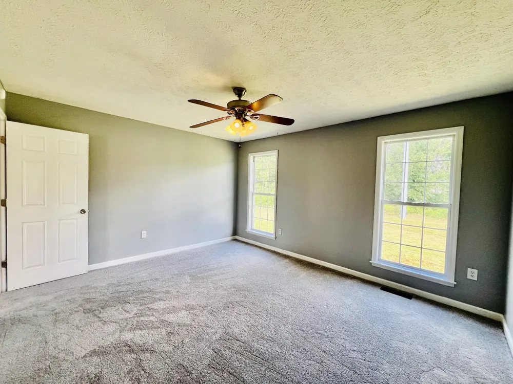 33 Long Meadow Dr Fayetteville, TN 37334