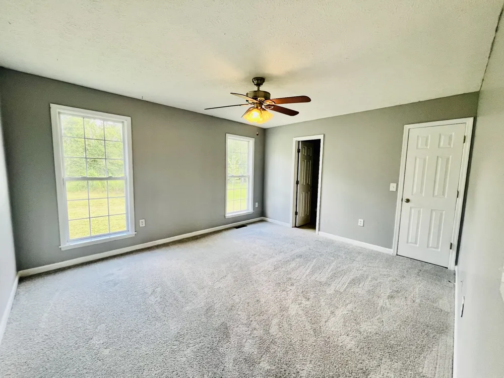 33 Long Meadow Dr Fayetteville, TN 37334