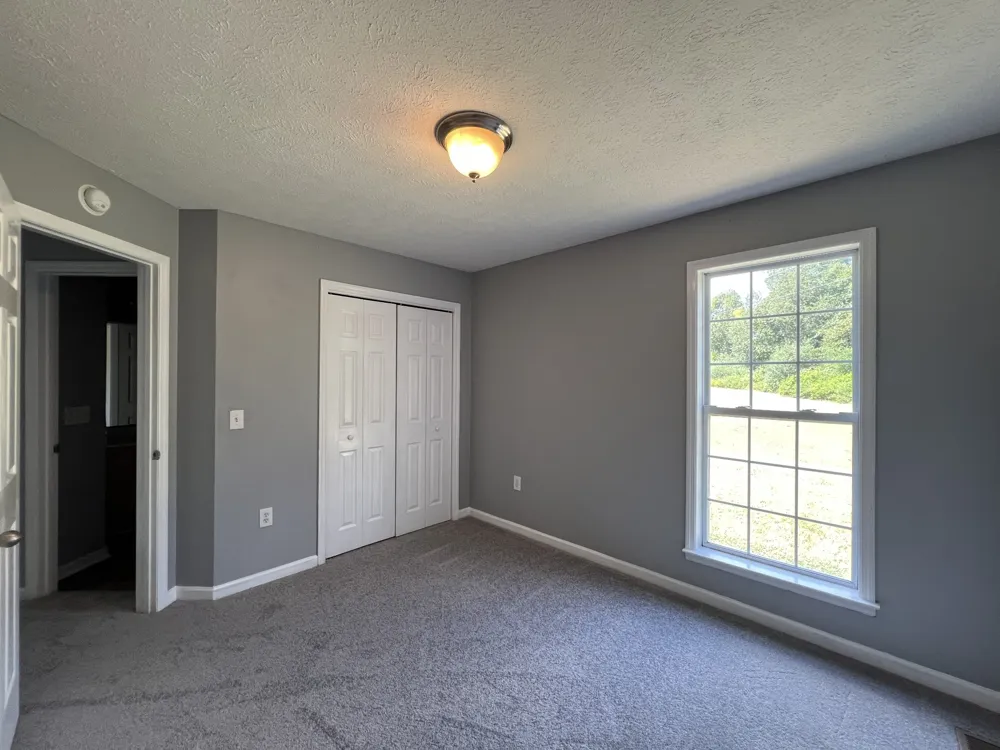33 Long Meadow Dr Fayetteville, TN 37334