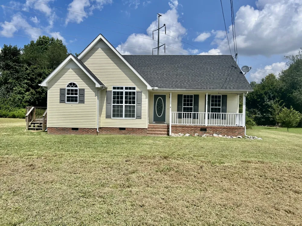 33 Long Meadow Dr Fayetteville, TN 37334