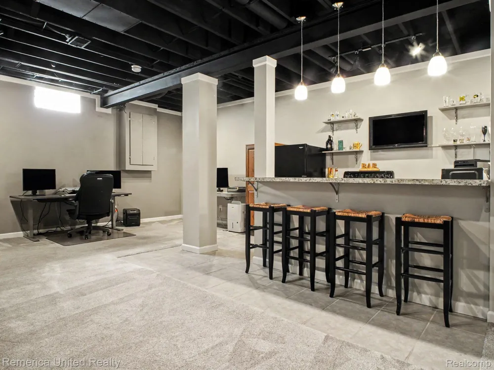 1532 Andover Boulevard Hartland Township, MI 48843