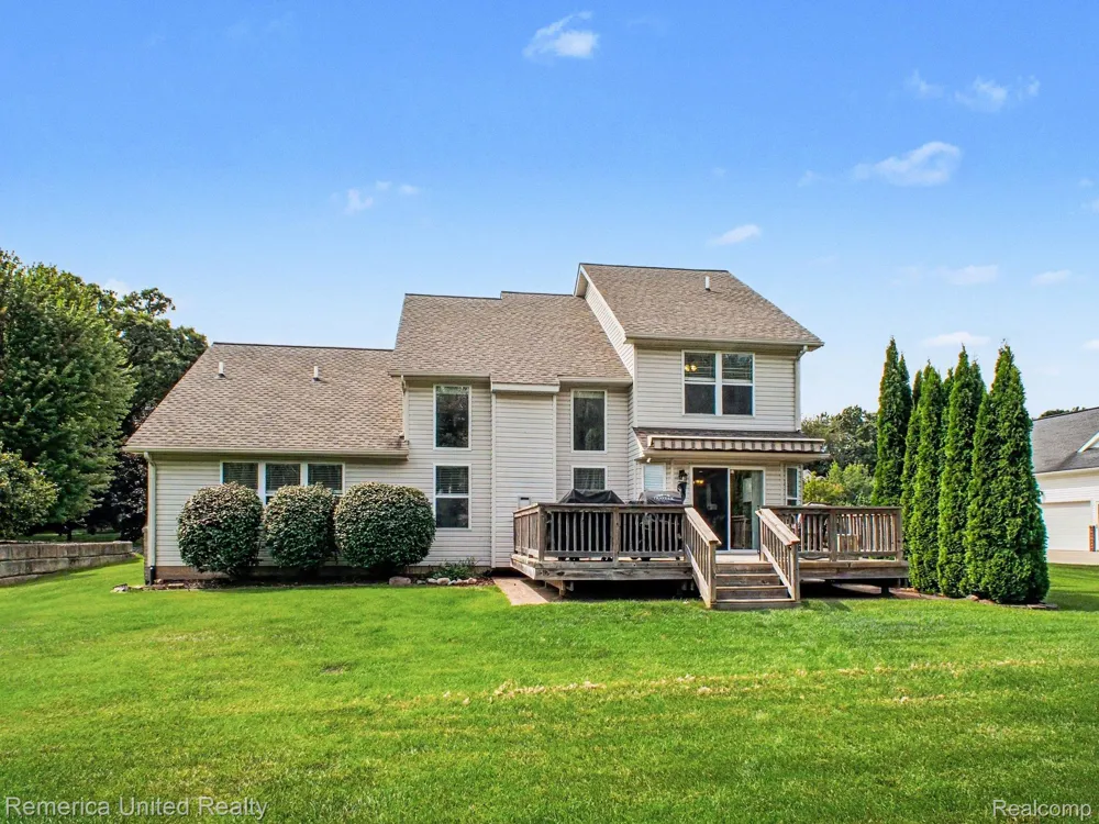 1532 Andover Boulevard Hartland Township, MI 48843