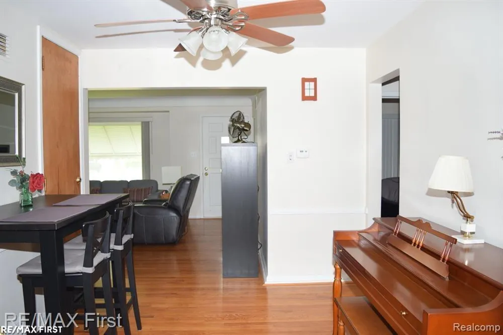 2666 Catalpa Drive Berkley City, MI 48072