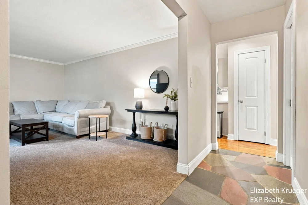 1502 Ridgewood Drive Georgetown Charter Township, MI 49428
