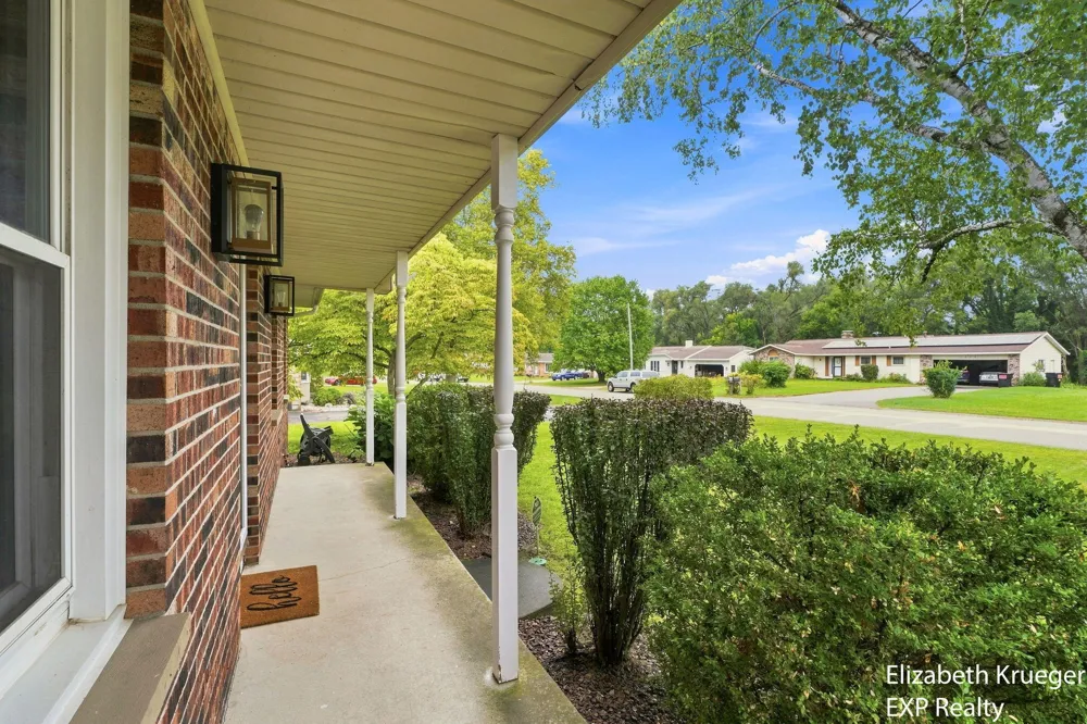 1502 Ridgewood Drive Georgetown Charter Township, MI 49428