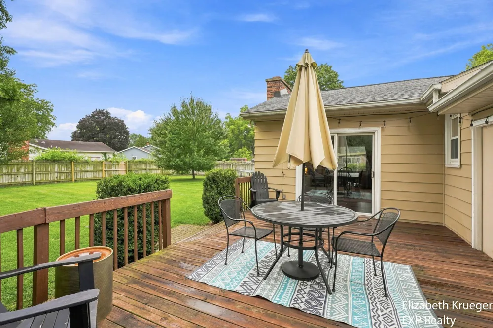 1502 Ridgewood Drive Georgetown Charter Township, MI 49428