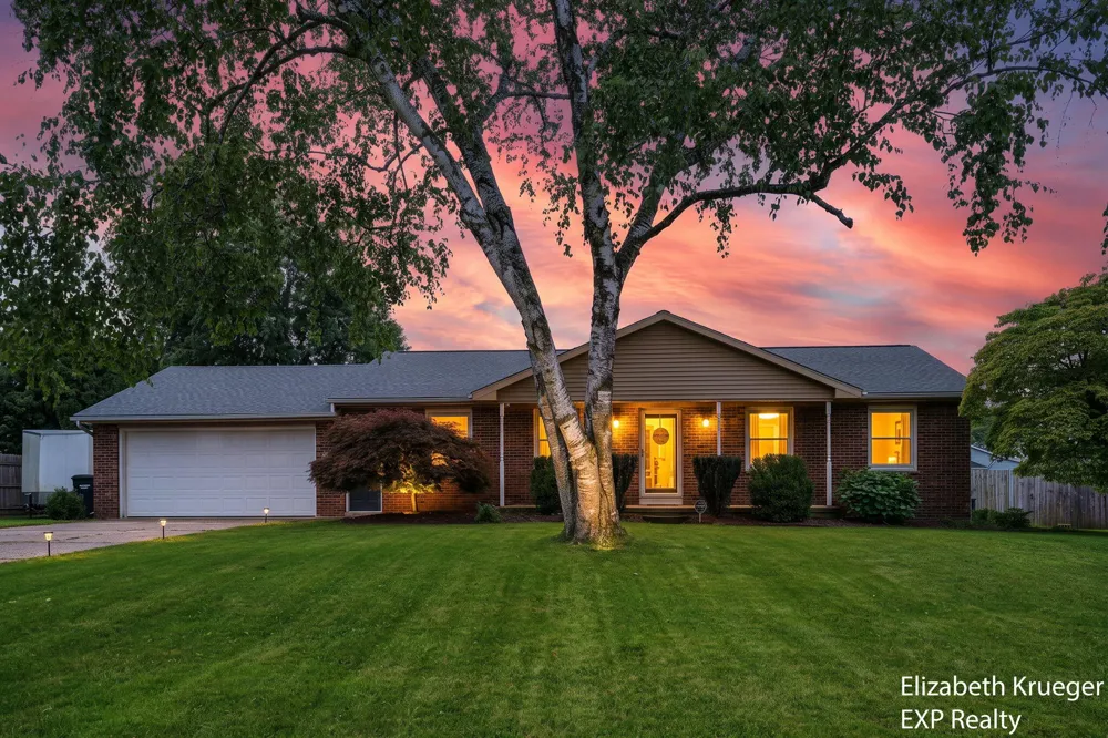 1502 Ridgewood Drive Georgetown Charter Township, MI 49428