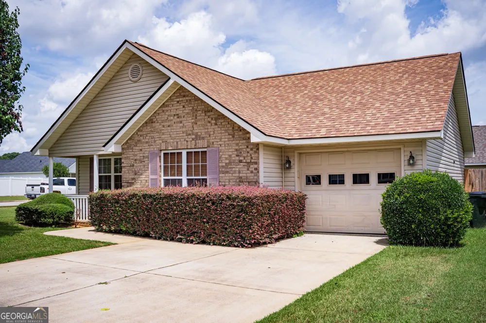 204 Deerfield CIR Warner Robins, GA 31088