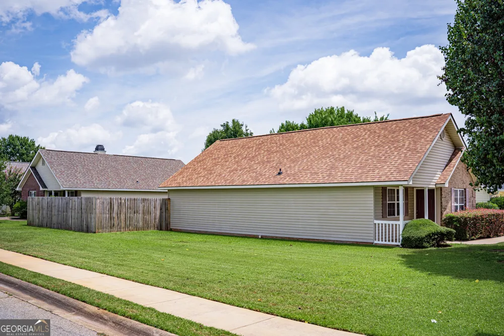 204 Deerfield CIR Warner Robins, GA 31088
