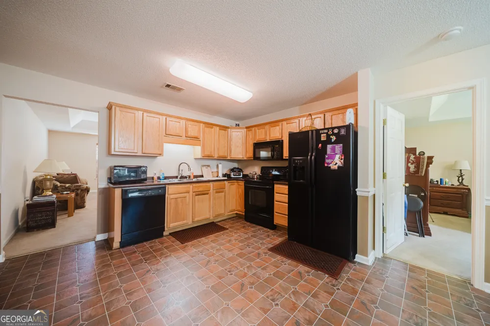 204 Deerfield CIR Warner Robins, GA 31088