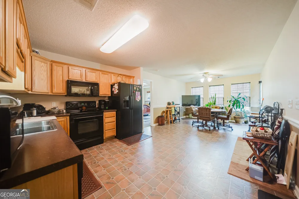 204 Deerfield CIR Warner Robins, GA 31088
