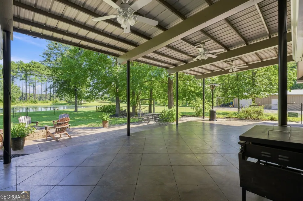 134 Hawkins RD Armuchee, GA 30105