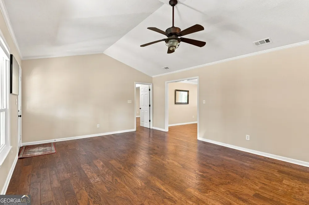 134 Hawkins RD Armuchee, GA 30105