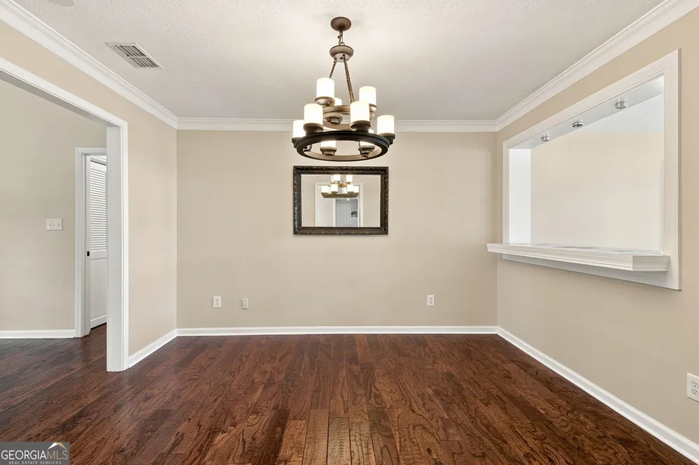 134 Hawkins RD Armuchee, GA 30105