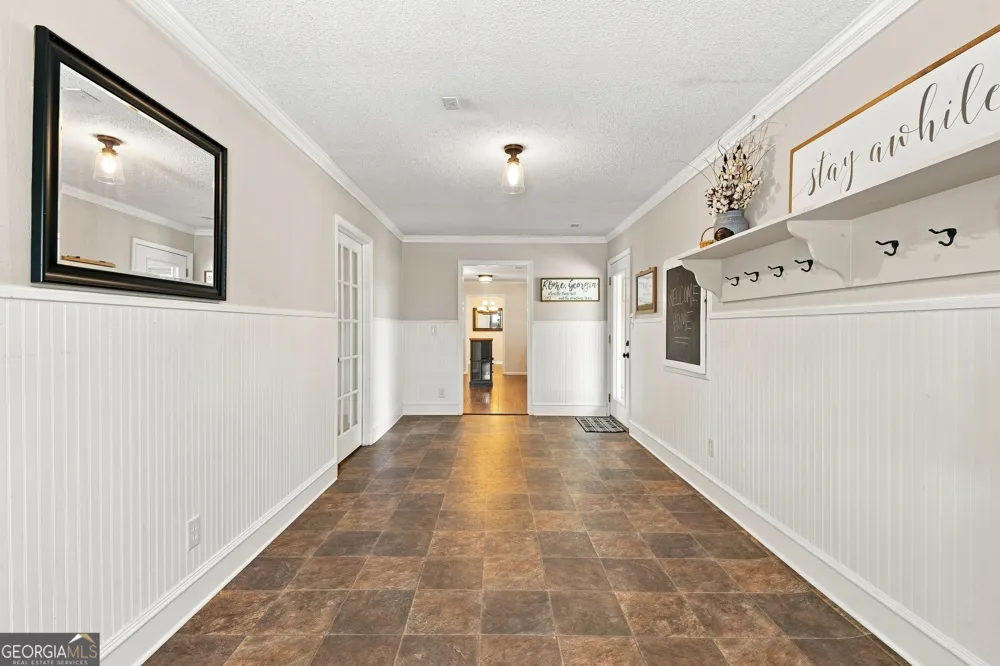 134 Hawkins RD Armuchee, GA 30105