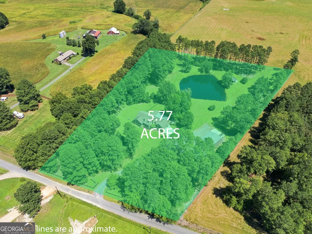 134 Hawkins RD Armuchee, GA 30105