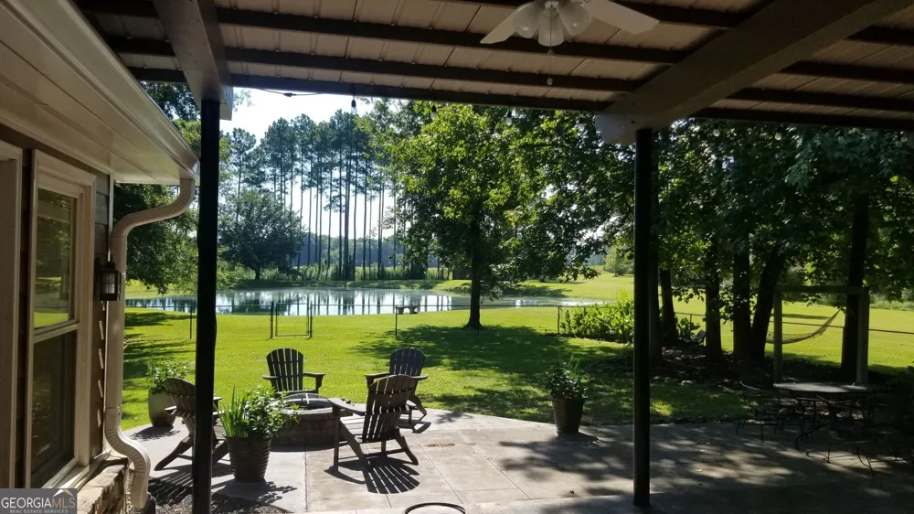 134 Hawkins RD Armuchee, GA 30105
