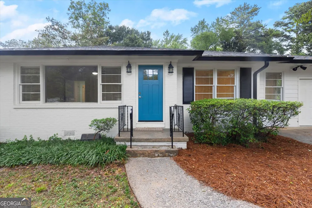 174 Cromwell RD Sandy Springs, GA 30328