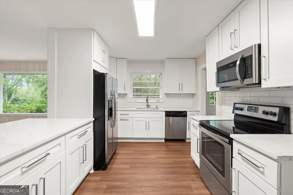 174 Cromwell RD Sandy Springs, GA 30328