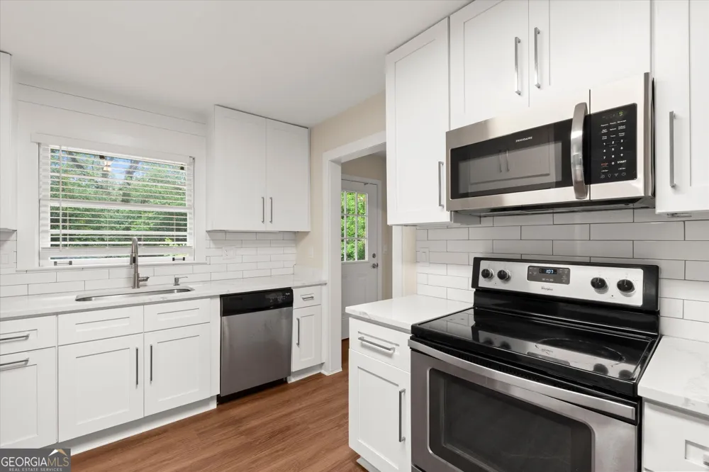 174 Cromwell RD Sandy Springs, GA 30328