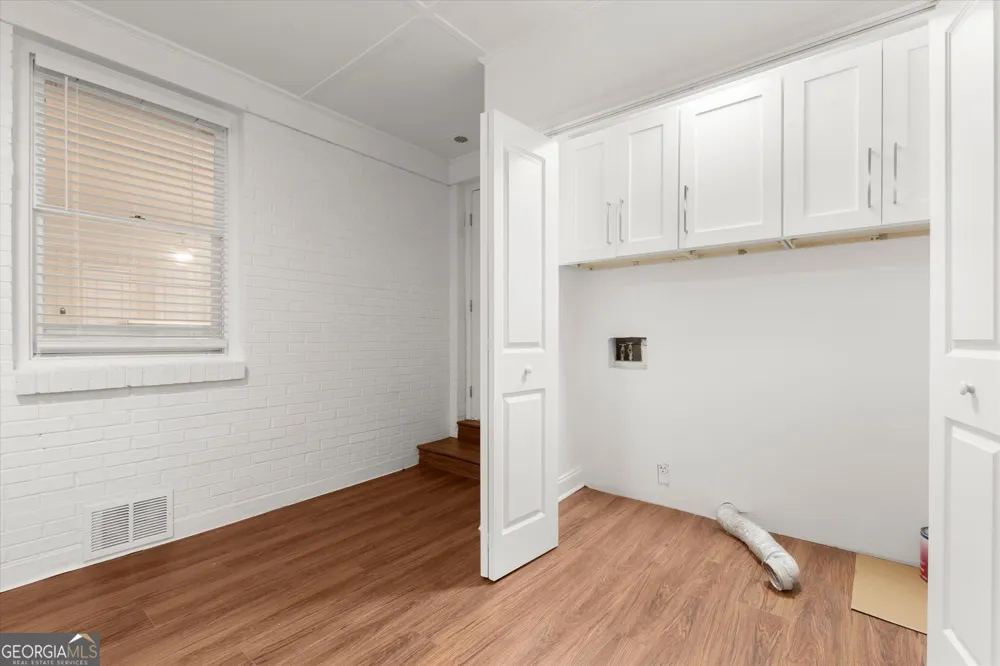 174 Cromwell RD Sandy Springs, GA 30328