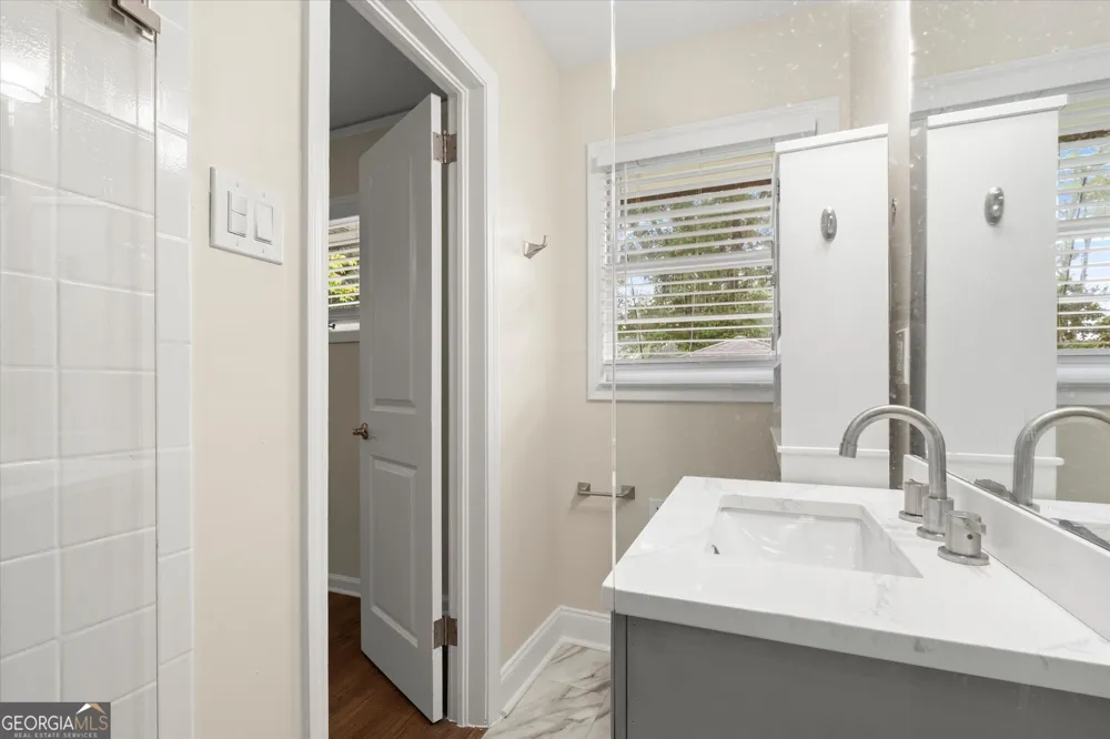 174 Cromwell RD Sandy Springs, GA 30328