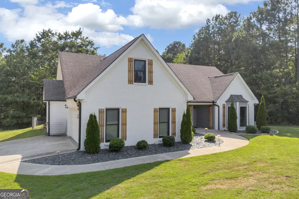 1360 Giles RD Monroe, GA 30655