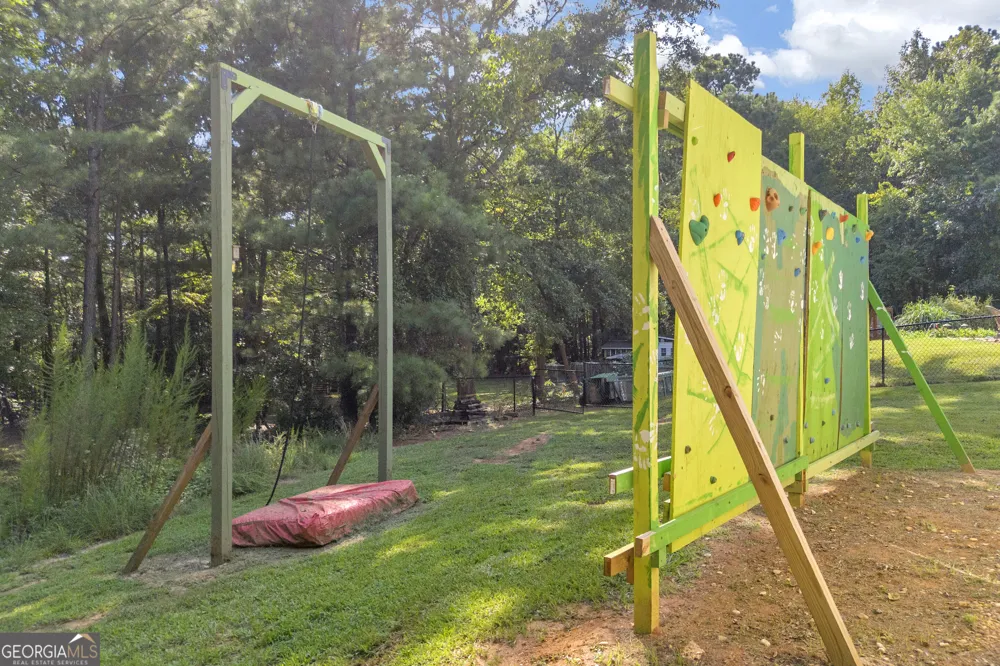 1360 Giles RD Monroe, GA 30655