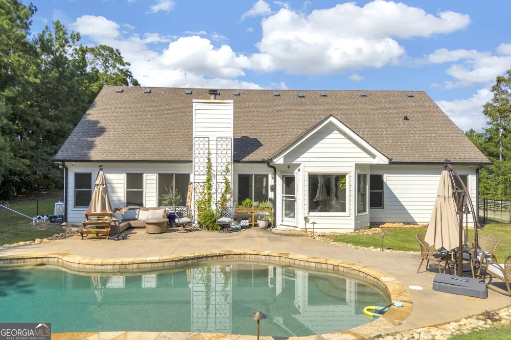 1360 Giles RD Monroe, GA 30655