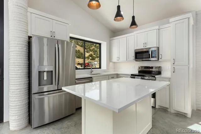 4893 Main Street Salida, CO 81201