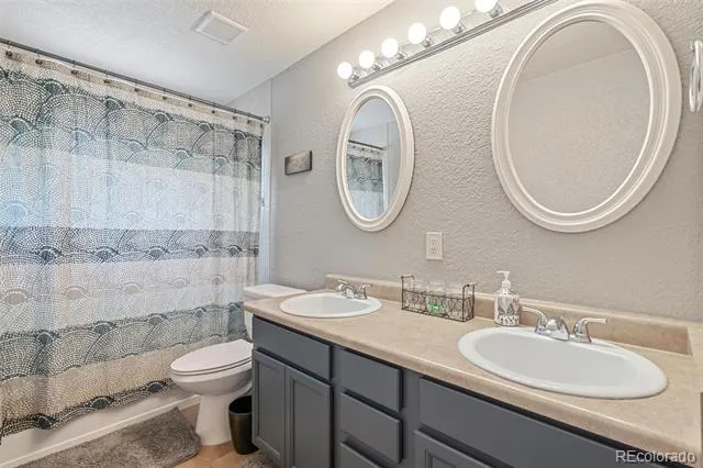 6691 Quay Court Arvada, CO 80003