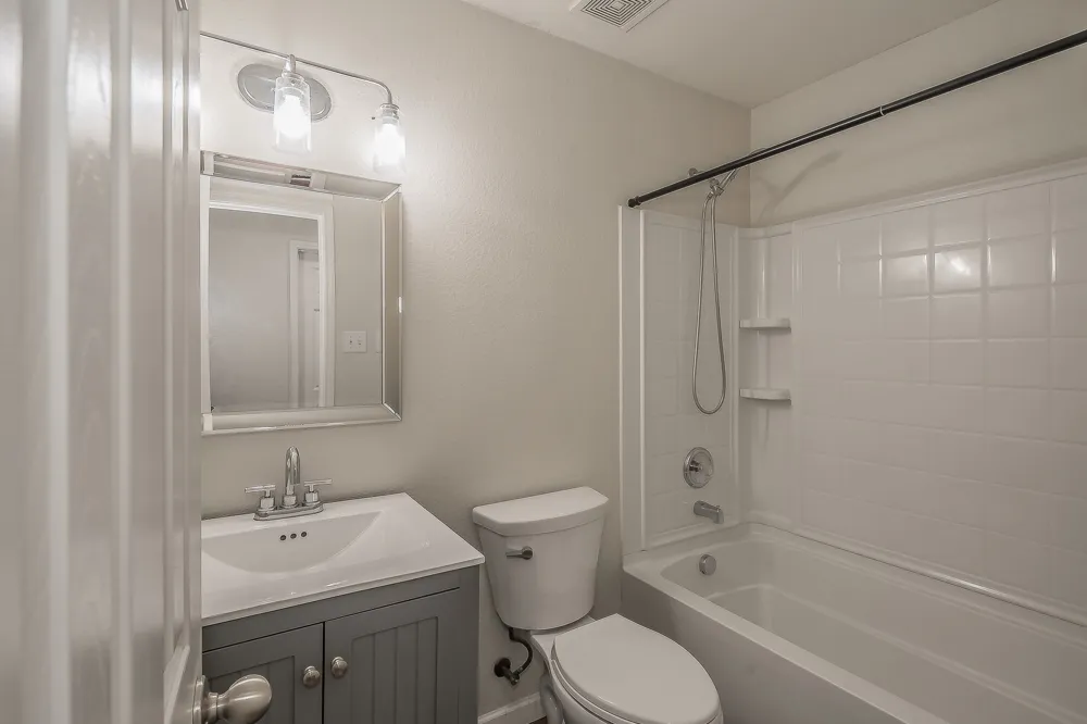 6601 Longleaf Lane Denton, TX 76210