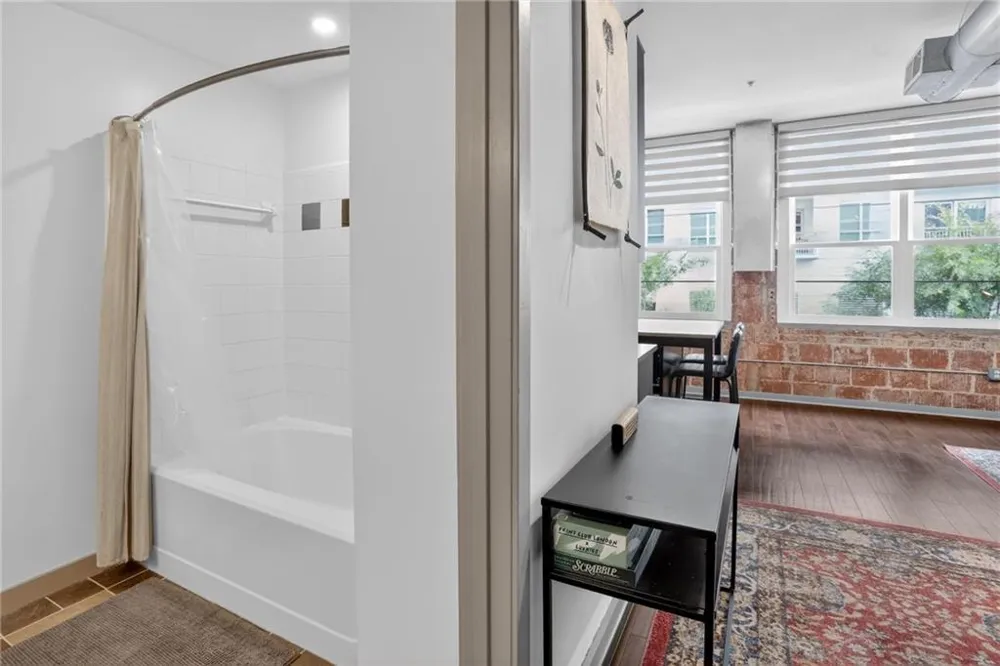 800 Peachtree Street NE #8303 Atlanta, GA 30308