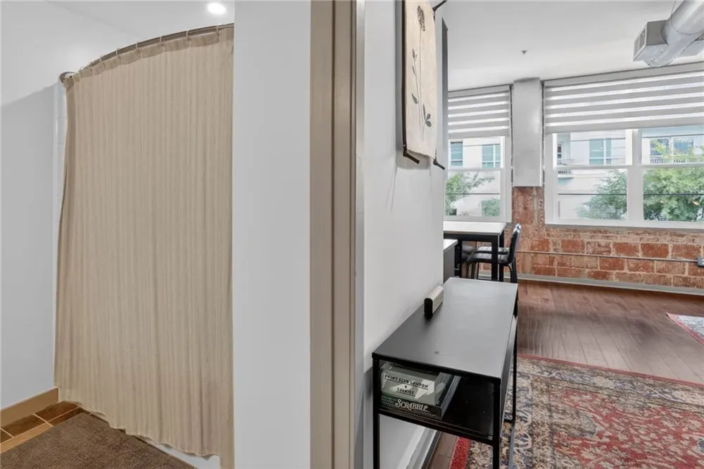 800 Peachtree Street NE #8303 Atlanta, GA 30308