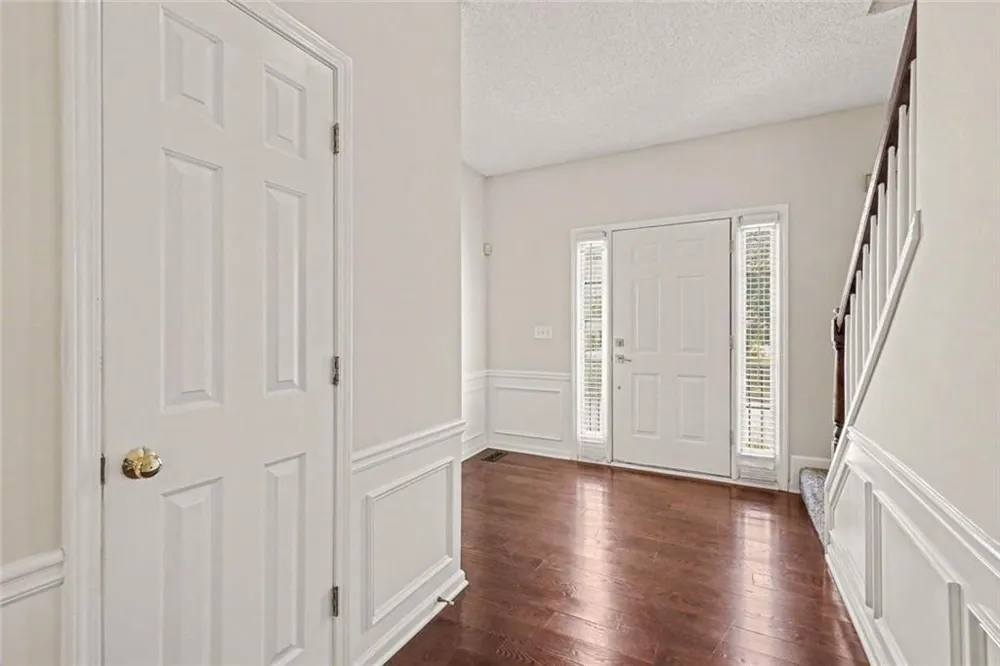 2200 Traywick Chase Alpharetta, GA 30004